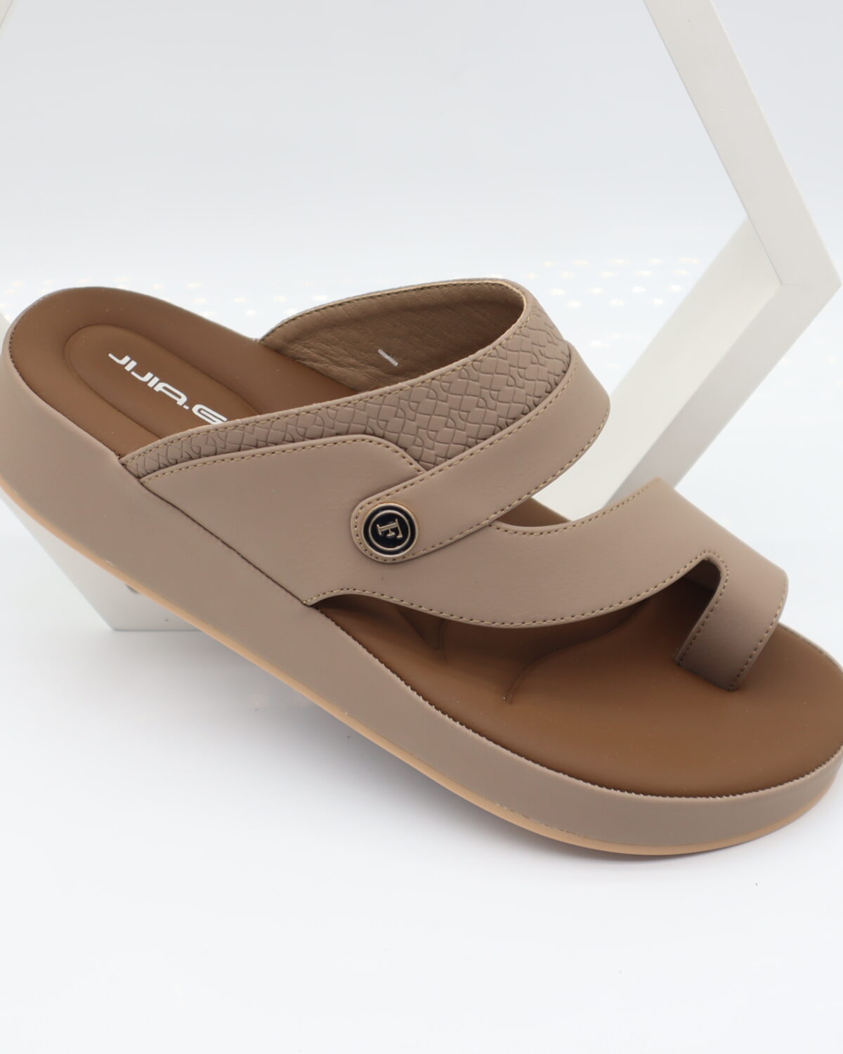 شباشب رجالية Model 61130