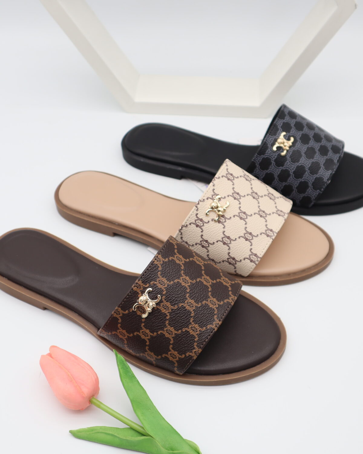 Ladies' sandals/slippers Model J25922